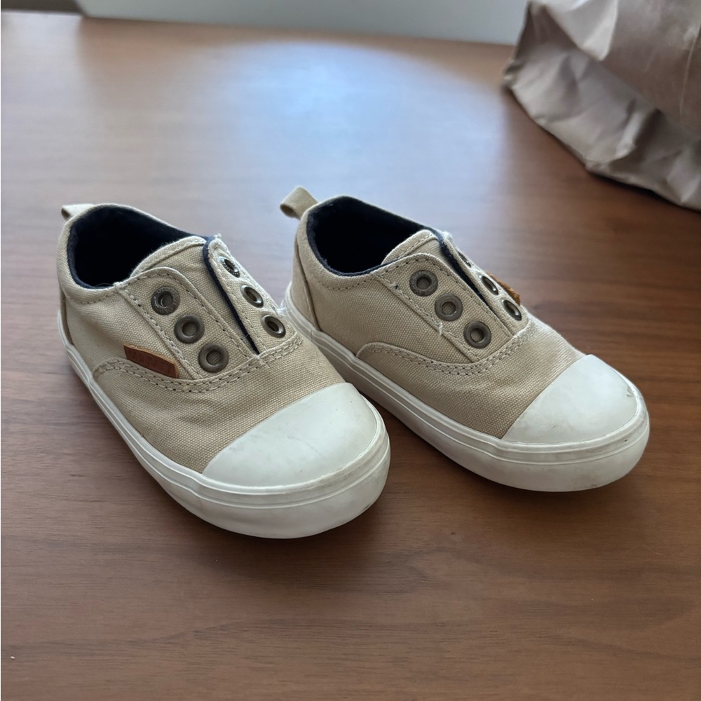 Old Navy Tan and White Slip-On Sneakers with Elastic Panels